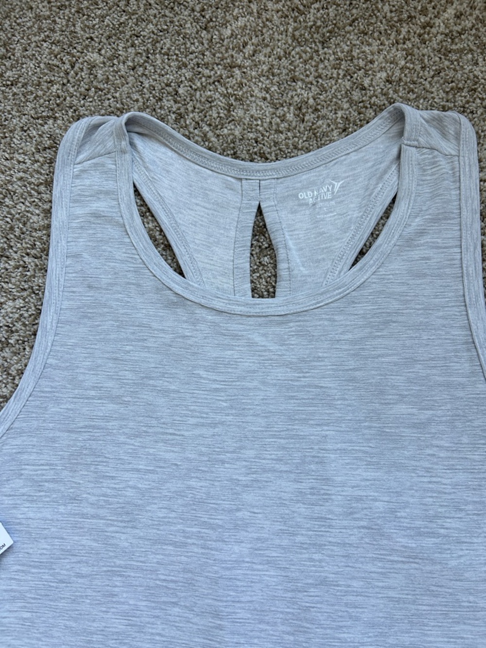 NWT Old Navy Active Light Gray Women's Breathe Tank Top - Women's Large - Picture 3 of 5